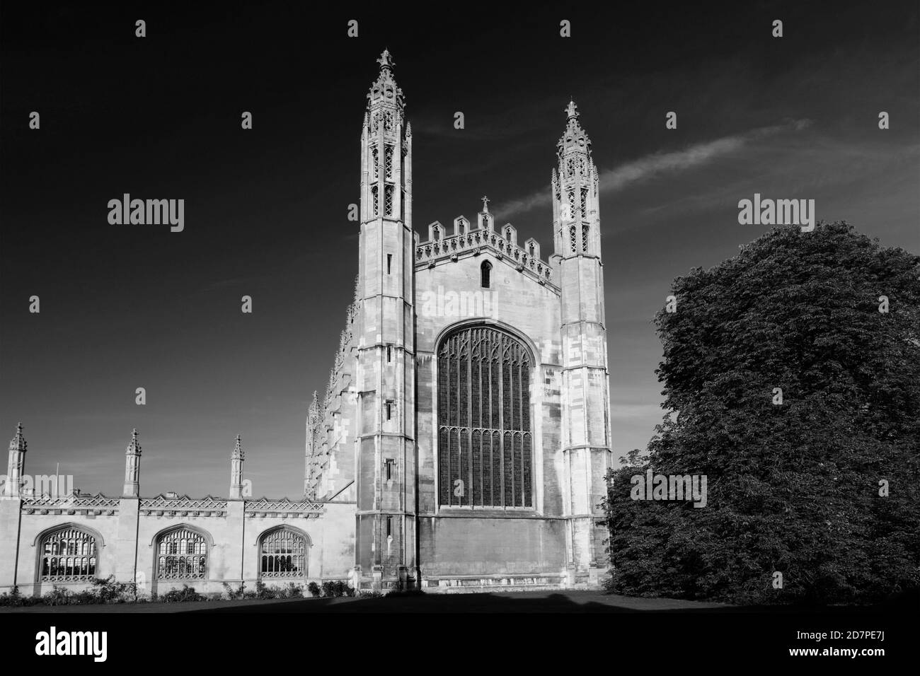 Vue sur Kings College, Kings Parade, Cambridge City, Cambridgeshire, Angleterre, Royaume-Uni Banque D'Images