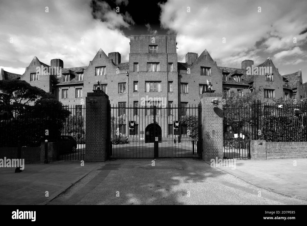 Façade de Queens College, Silver Street, Cambridgeshire, Angleterre, Royaume-Uni Banque D'Images