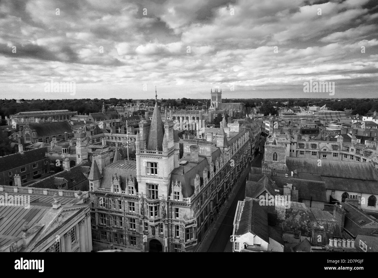 Vue sur le toit sur Cambridge City, depuis la tour de l'église Great St Marys, Cambridgeshire, Angleterre, Royaume-Uni Banque D'Images