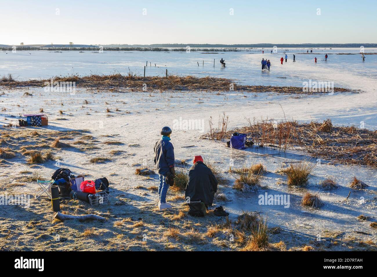 Journée de sortie avec patinage sur glace, sur un lac Banque D'Images
