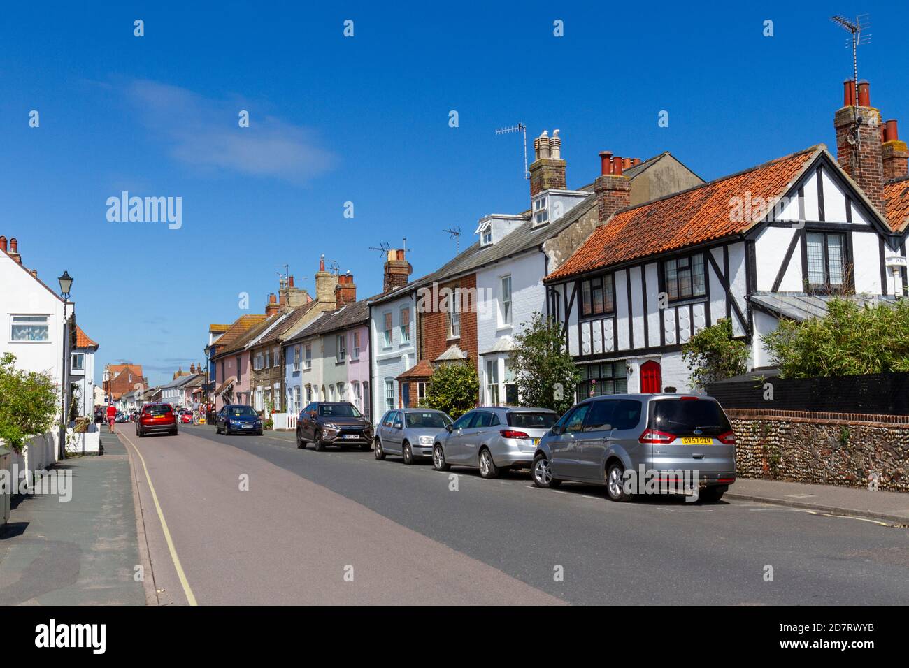 Vue générale sur High Street à Aldeburgh, Woodbridge, Suffolk, Royaume-Uni. Banque D'Images
