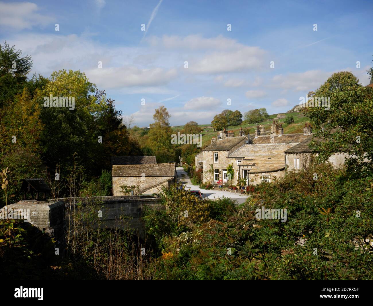 Cottages dans le village de Hebden, près de Grassington, Yorkshire. Automne. Banque D'Images