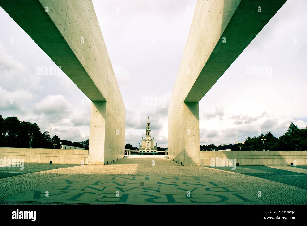 Détail de la basilique de la Sainte Trinité à Fatima, Portugal Banque D'Images
