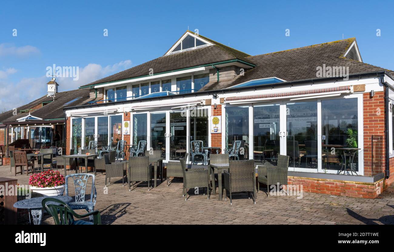 Dudsbury Golf Club Hotel & Spa, Christchurch Road, Ferndown, Bournemouth, Dorset, Angleterre, Royaume-Uni - vue sur le clubhouse. Banque D'Images