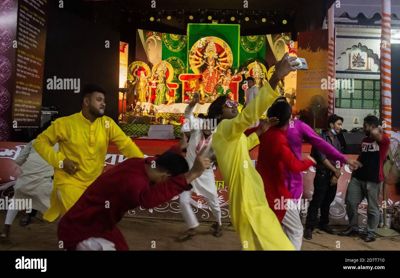 Grand festival religieux de l'hindouisme.Hindous les gens religieux célèbrent ce festival , j'ai capturé cette image de Dhaka, Bangladesh, Asie. Banque D'Images