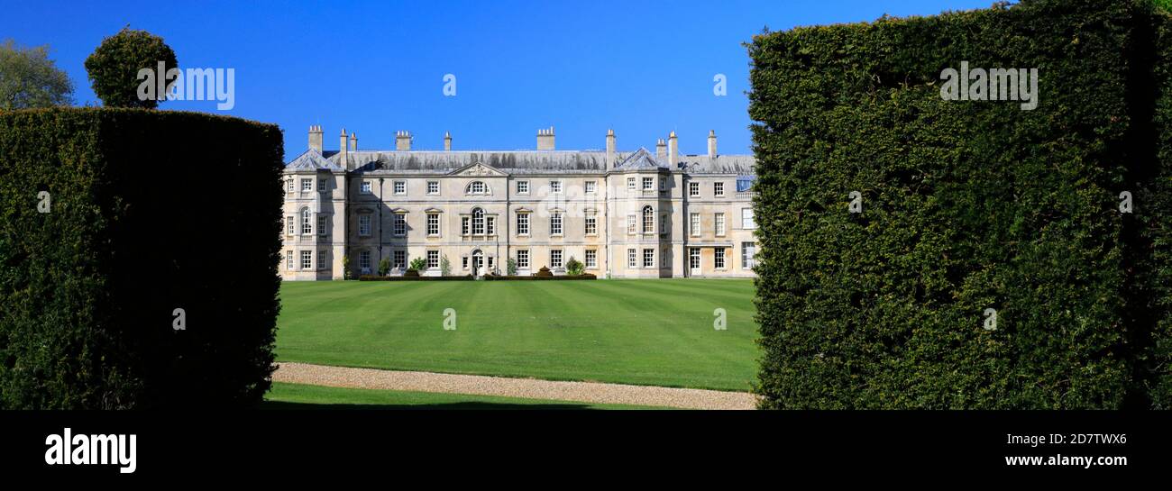 Vue d'été de Milton Hall, Peterborough City, Cambridgeshire ; Angleterre, Royaume-Uni Banque D'Images