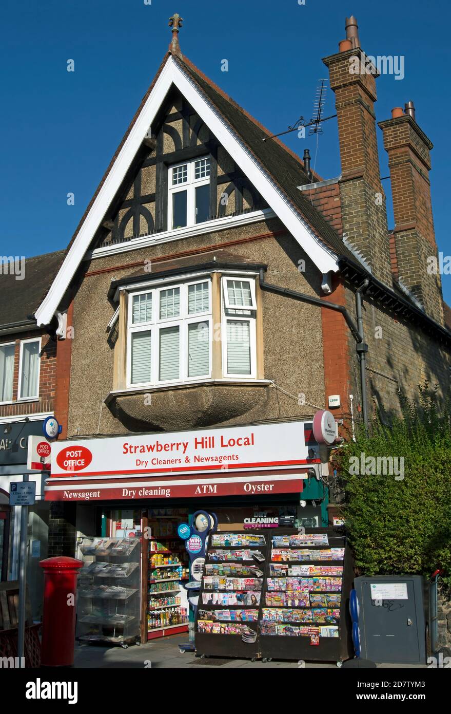 extérieur du bureau de poste de la colline des fraises 1905, également un agent de presse et un nettoyeur à sec, à la colline des fraises, middlesex, angleterre Banque D'Images