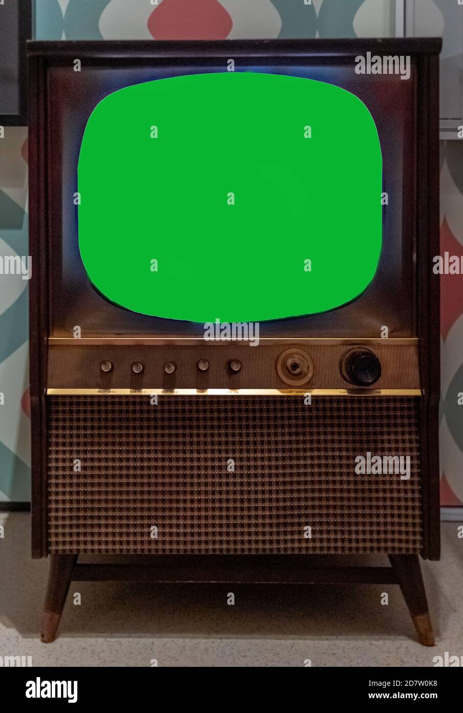 Téléviseur vintage avec écran vert Banque D'Images
