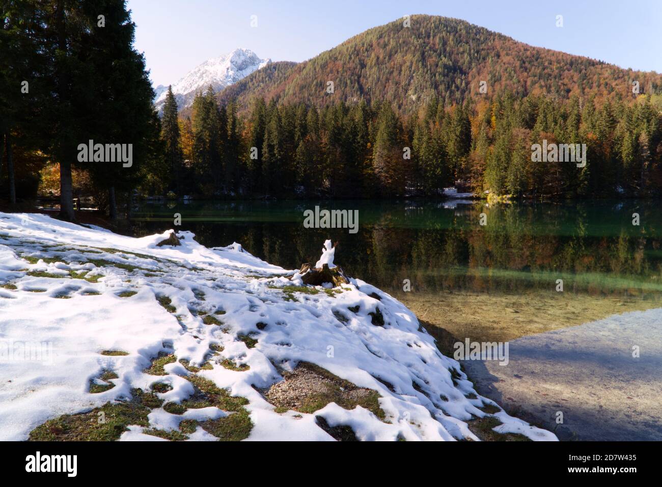 Automne dans le parc naturel des lacs Fusine, Italie Banque D'Images