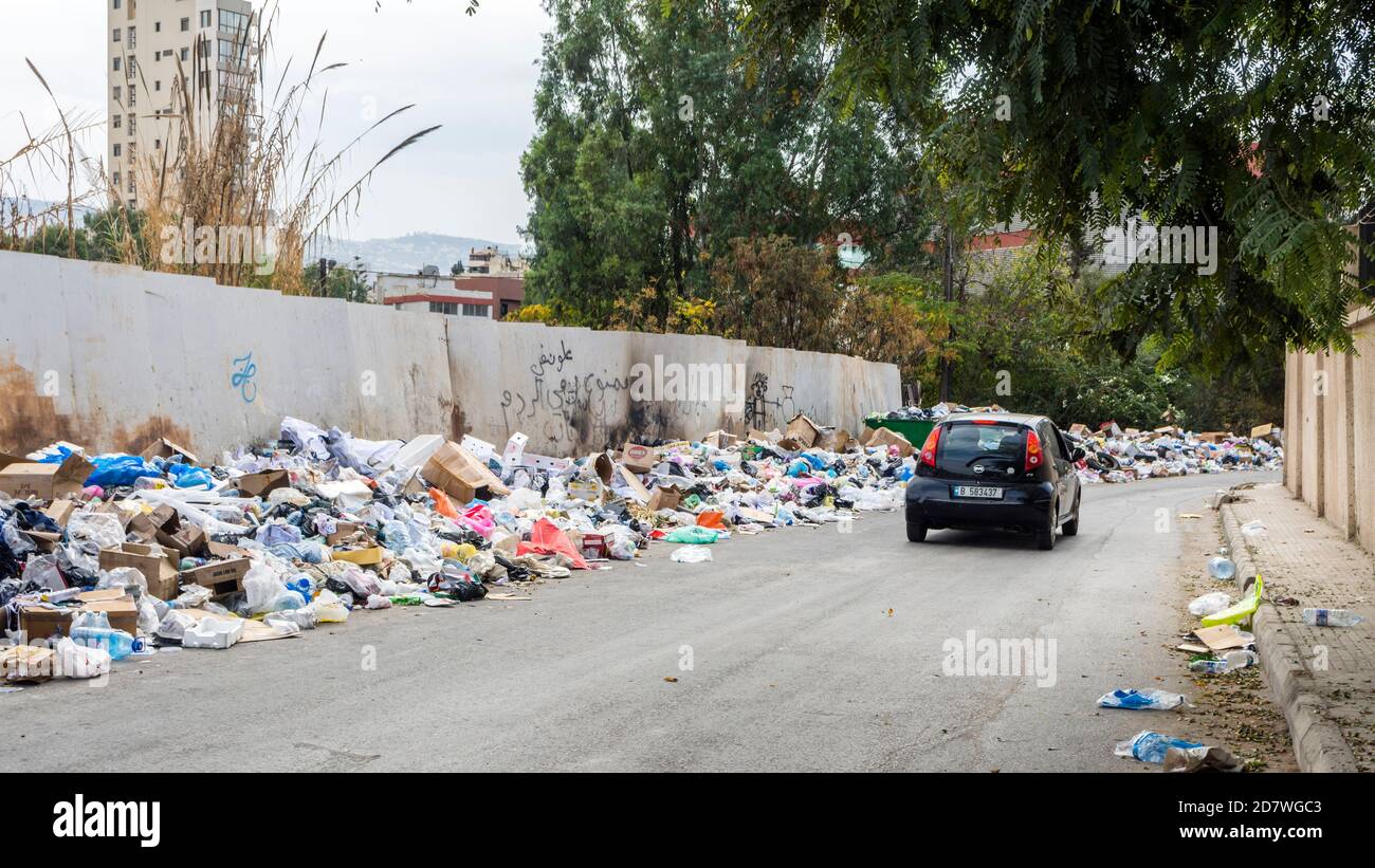 Octobre 2020 - accumulation de déchets dans les rues de Beyrouth, crise des ordures au Liban Banque D'Images
