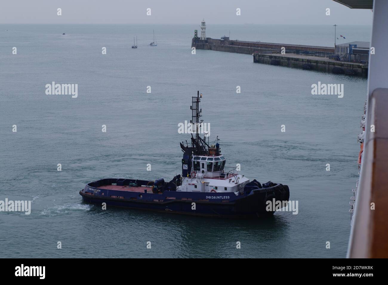 TUG, DHB Dauntless, IMO 9190456, Dover Harbour, Kent, Angleterre, Royaume-Uni Banque D'Images