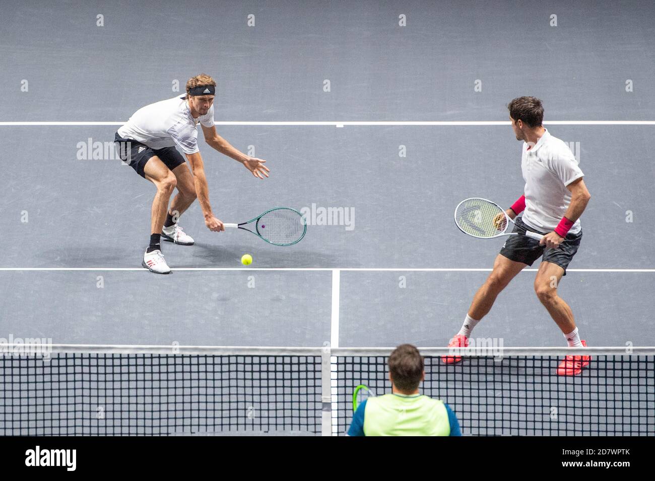 Alexander ZVEREV (gauche, GER) et Mischa ZVEREV (GER), action, tennis, bett1HULKS Championship 2020, ATP 250 Tournoi le 22 octobre 2020 à Koeln/Allemagne. Â | utilisation dans le monde entier Banque D'Images