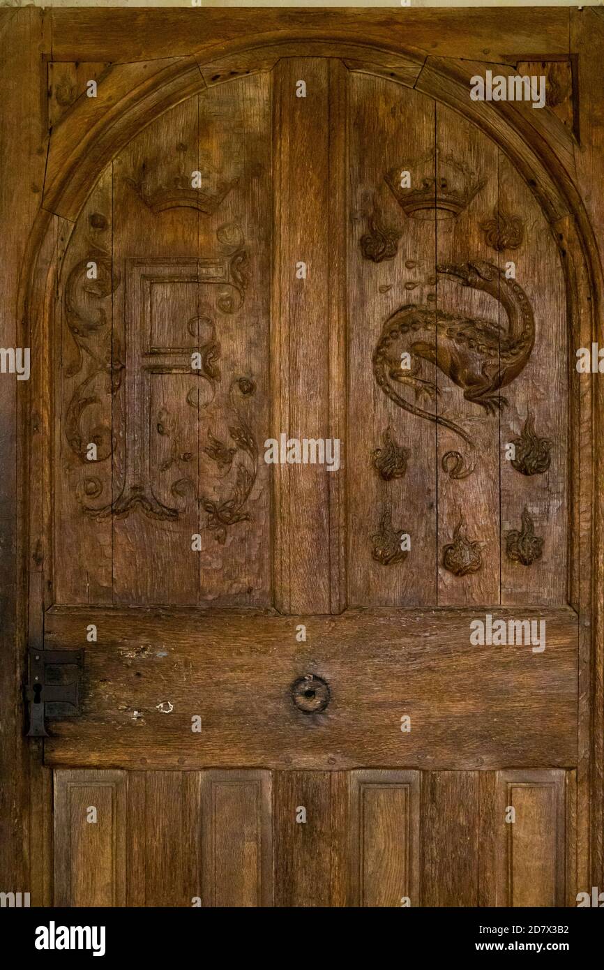 France, Loir-et-cher (41), Chambord (patrimoine mondial de l'UNESCO), château royal de la Renaissance, porte de l'oratoire royal sculptée avec le monogramme F et l'emblème Banque D'Images