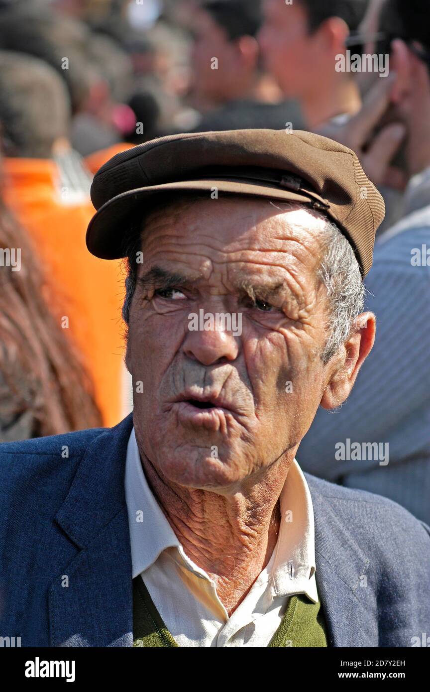 Chapeau albanais Banque de photographies et d'images à haute résolution -  Alamy