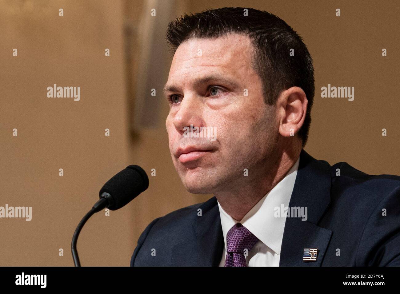 Kevin McAleenan, secrétaire par intérim à la sécurité intérieure, témoigne devant le Comité de la Chambre des représentants sur la sécurité intérieure lors d'une audience de surveillance budgétaire le mercredi 22 mai 2019 à Capitol Hill, à Washington, D.C. McAleenan répond aux questions des démocrates du comité au sujet de la mort de 5 enfants migrants à la frontière sud-américaine. Les Républicains de la commission ont demandé à McAleenan la nécessité d'un mur frontalier et d'un financement accru pour la sécurité frontalière demandé par l'administration Trump. Crédit : Alex Edelman/l'accès photo Banque D'Images