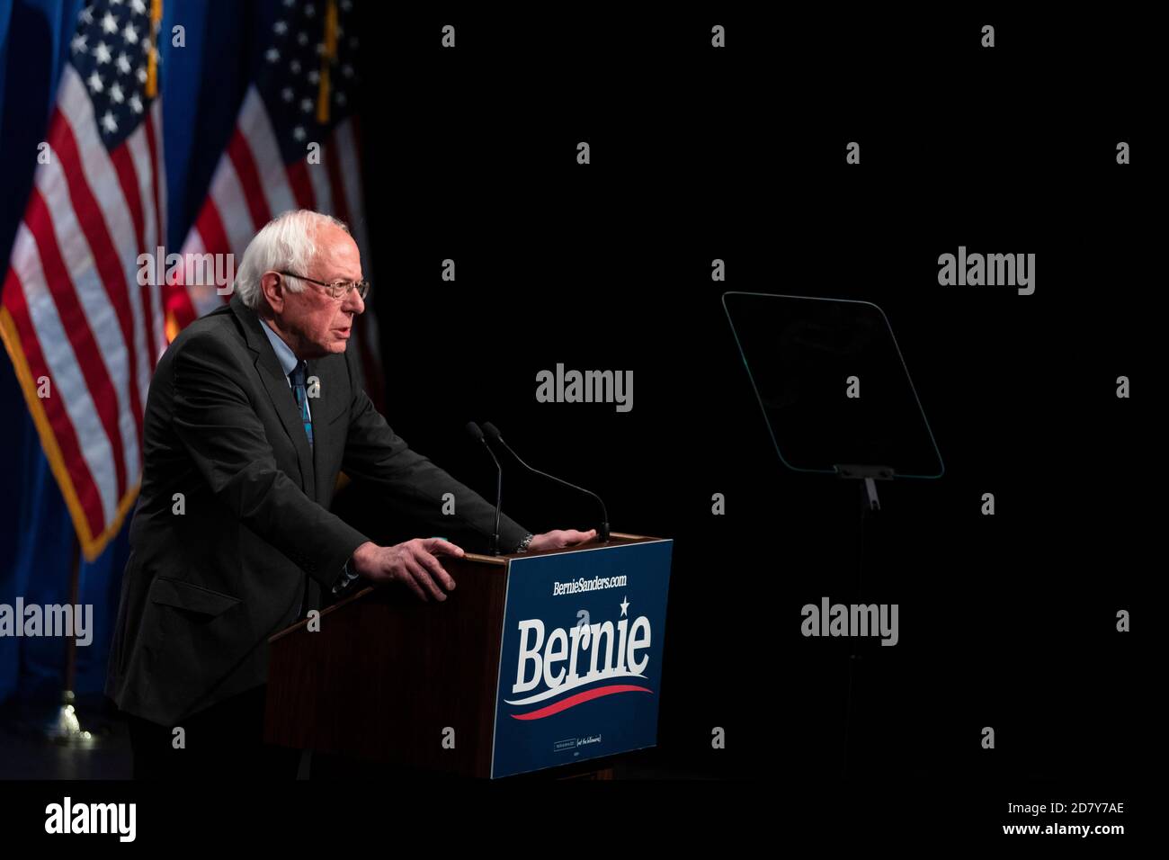 2020 le candidat pour le Président des États-Unis, le sénateur Bernie Sanders, I-V.T., parle lors d'un événement de campagne à l'Université George Washington, à Washington, D.C., le 12 juin 2019. Sanders a qualifié cet événement d'événement majeur de campagne et a prononcé un long discours sur le socialisme démocratique. Crédit : Alex Edelman/l'accès photo Banque D'Images