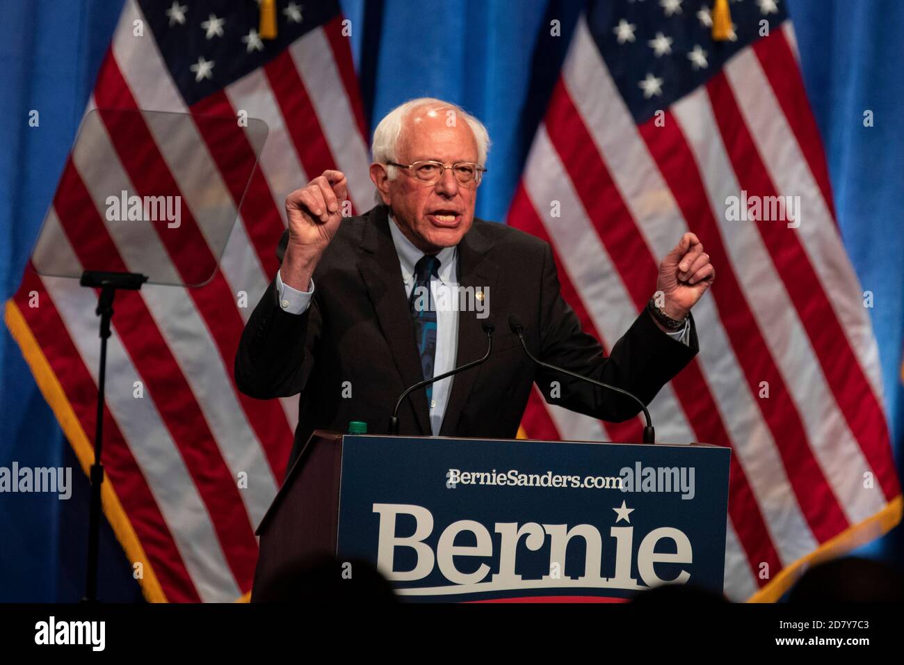 2020 le candidat pour le Président des États-Unis, le sénateur Bernie Sanders, I-V.T., parle lors d'un événement de campagne à l'Université George Washington, à Washington, D.C., le 12 juin 2019. Sanders a qualifié cet événement d'événement majeur de campagne et a prononcé un long discours sur le socialisme démocratique. Crédit : Alex Edelman/l'accès photo Banque D'Images