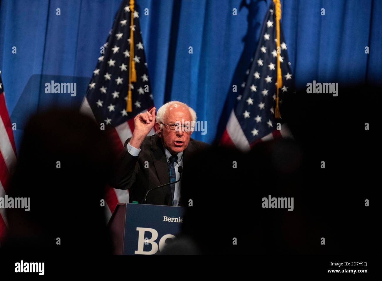 2020 le candidat pour le Président des États-Unis, le sénateur Bernie Sanders, I-V.T., parle lors d'un événement de campagne à l'Université George Washington, à Washington, D.C., le 12 juin 2019. Sanders a qualifié cet événement d'événement majeur de campagne et a prononcé un long discours sur le socialisme démocratique. Crédit : Alex Edelman/l'accès photo Banque D'Images