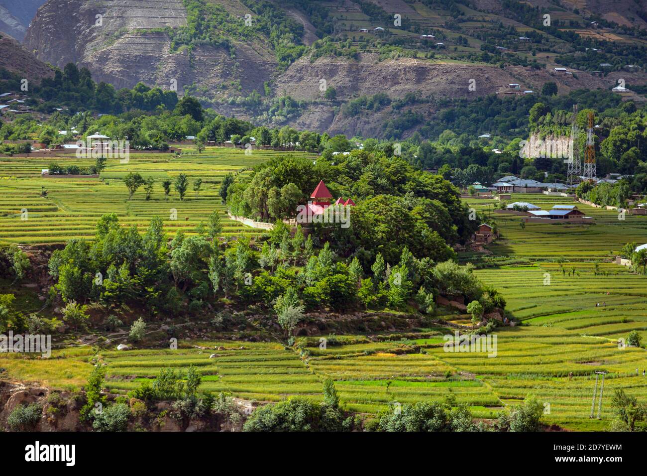 Photos de paysages de montagnes et de vallées de Chitral Khyber Pakhtunkhwa , Pakistan Banque D'Images