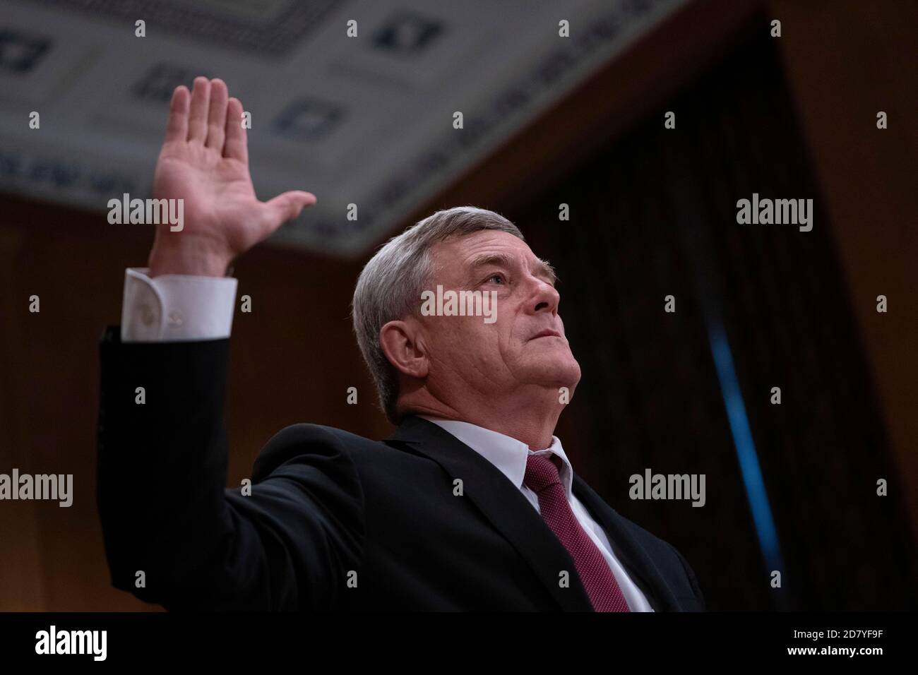 Steven Dillingham, directeur du Bureau du recensement des États-Unis, témoigne lors d'une audience sur le recensement de 2020 devant le Comité sénatorial de la sécurité intérieure et des affaires gouvernementales à Capitol Hill le mardi 16 juillet 2019 à Washington, D.C. Dillingham a informé les législateurs du prochain recensement de 2020 et des efforts déployés par les bureaux du recensement pour aborder les efforts du président Trump visant à ajouter une question de « citoyenneté » à l'enquête de 2020. Crédit : Alex Edelman/l'accès photo Banque D'Images