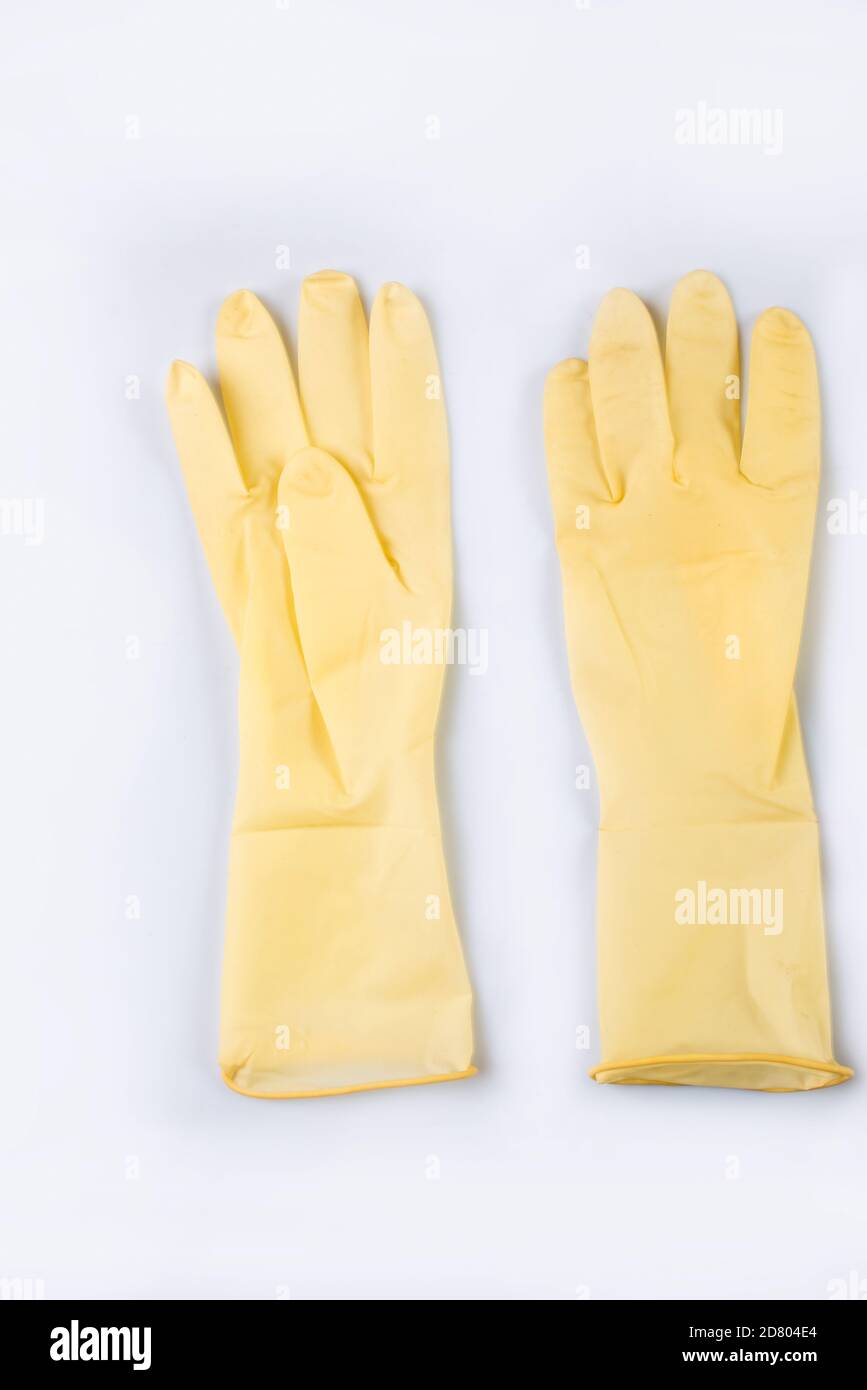 Gants chirurgicaux isolés sur fond blanc Banque D'Images