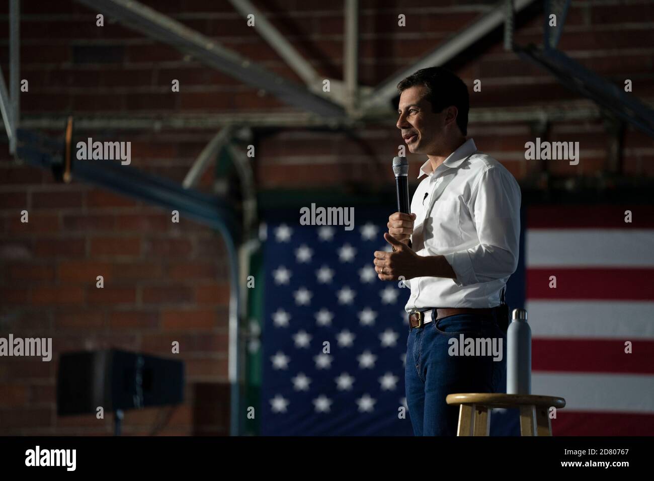 2020 espoir présidentiel démocrate, South Bend, Indiana le maire, Pete Buttigieg, parle lors d'une campagne à Burlington, Iowa, le 14 août 2019. Crédit : Alex Edelman/l'accès photo Banque D'Images