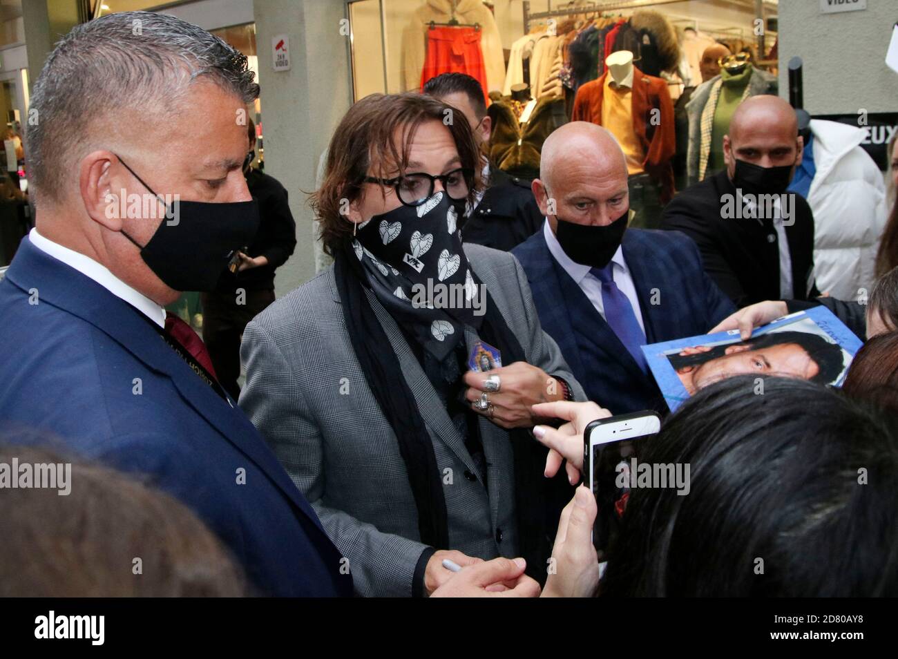 Johnny Depp assiste à la première « Crock of Gold: Quelques tours avec Shane McGowan » lors du 16e Festival du film de Zurich à Kino Corso le 02 octobre 2020 à Zurich, en Suisse. Banque D'Images