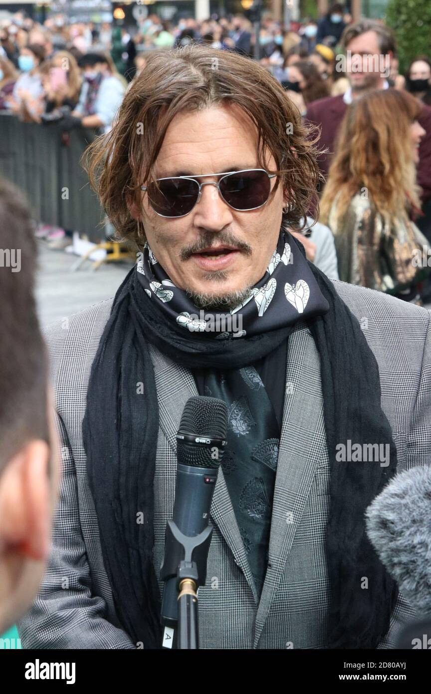 Johnny Depp assiste à la première « Crock of Gold: Quelques tours avec Shane McGowan » lors du 16e Festival du film de Zurich à Kino Corso le 02 octobre 2020 à Zurich, en Suisse. Banque D'Images