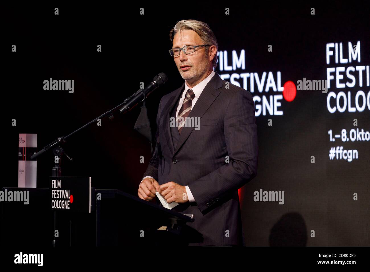 Mads Mikkelsen participant au Festival du film Cologne Awards 2020 au 30ème Festival du film Cologne 2020 au Palladium le 8 octobre 2020 à Cologne, Allemagne Banque D'Images