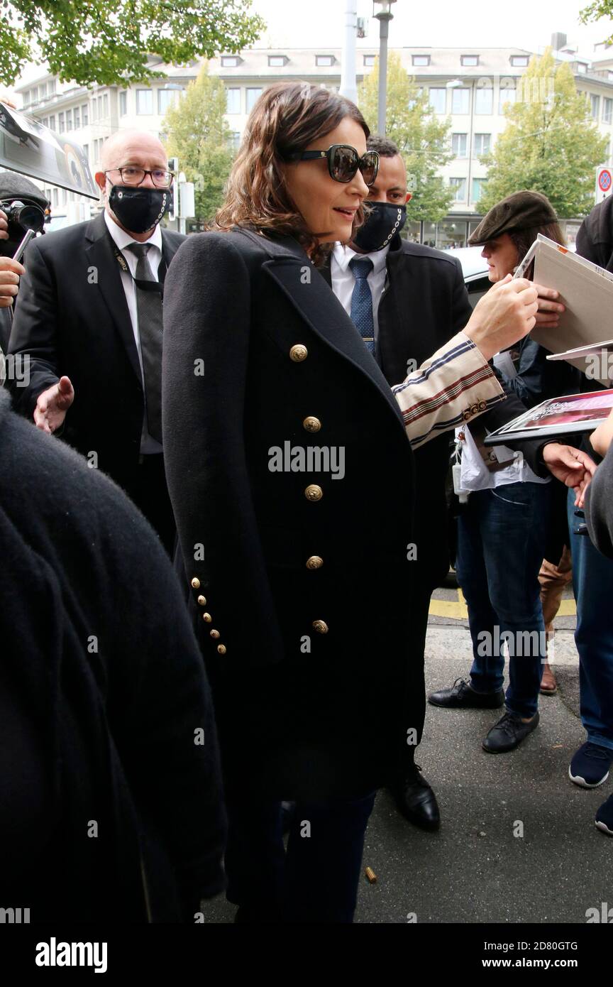 Juliette Binoche arrive au ZFF Masters lors du 16ème Festival du film de Zurich 2020 à Filmpodium le 1er octobre 2020 à Zurich, Suisse Banque D'Images