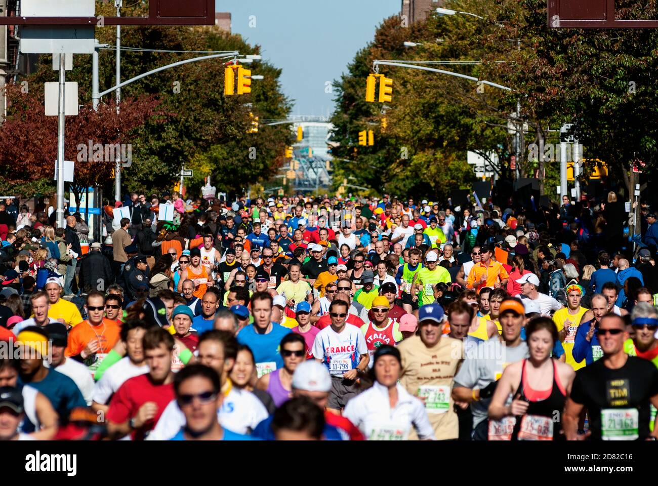 Coureurs de marathon qui s'exécutent au marathon de New York Banque D'Images