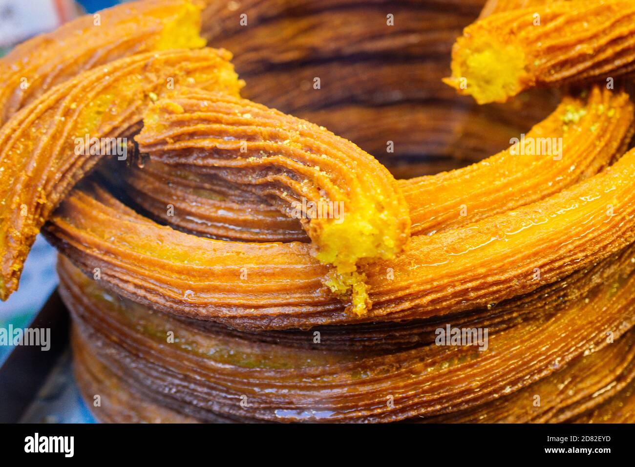 De délicieux plats turcs traditionnels desserts, dessert, halka tatli anneau Banque D'Images