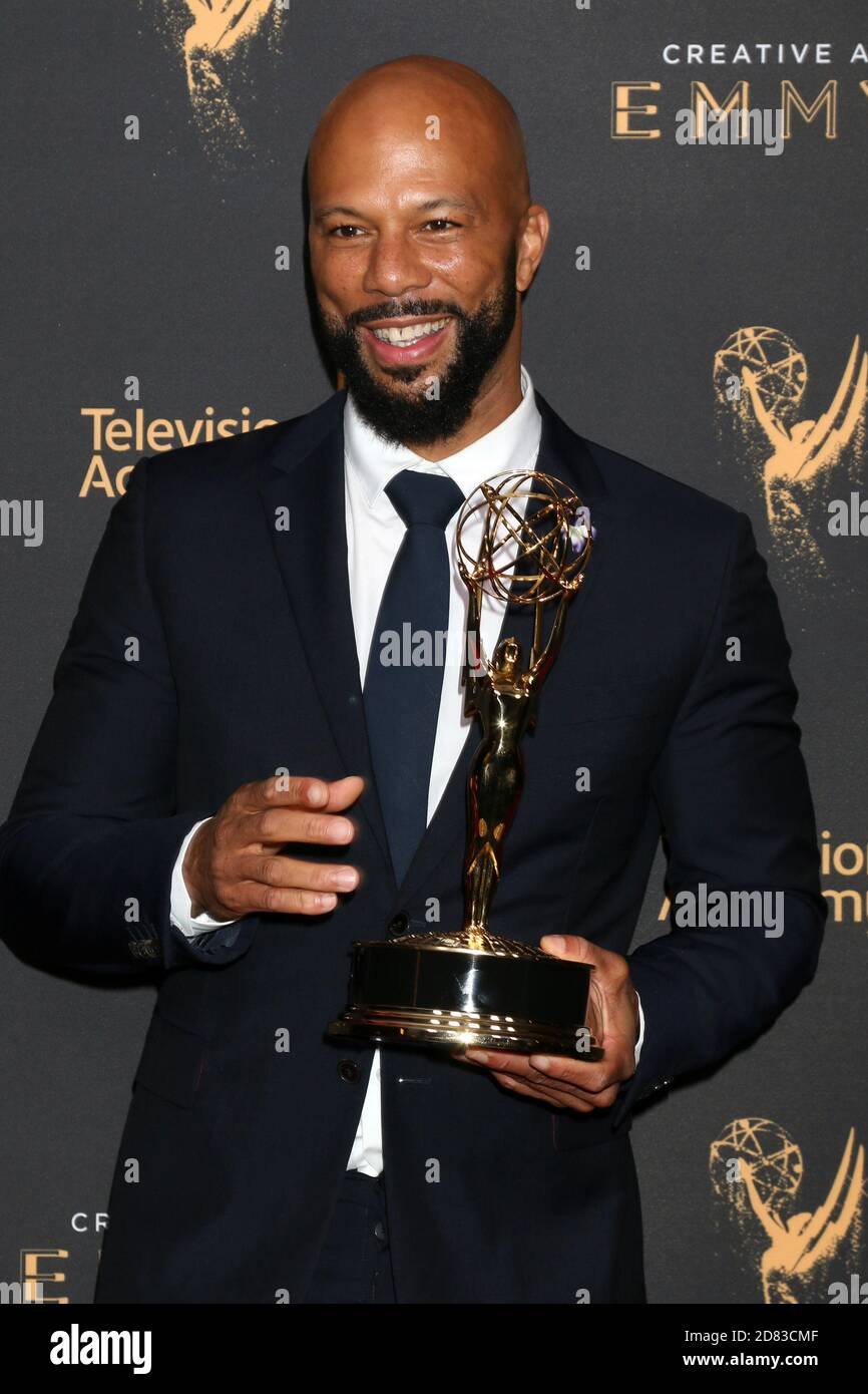 LOS ANGELES - SEP 9: Commune à la salle de presse des Prix Emmy créatifs 2017 au Microsoft Theatre le 9 septembre 2017 à Los Angeles, CA Banque D'Images