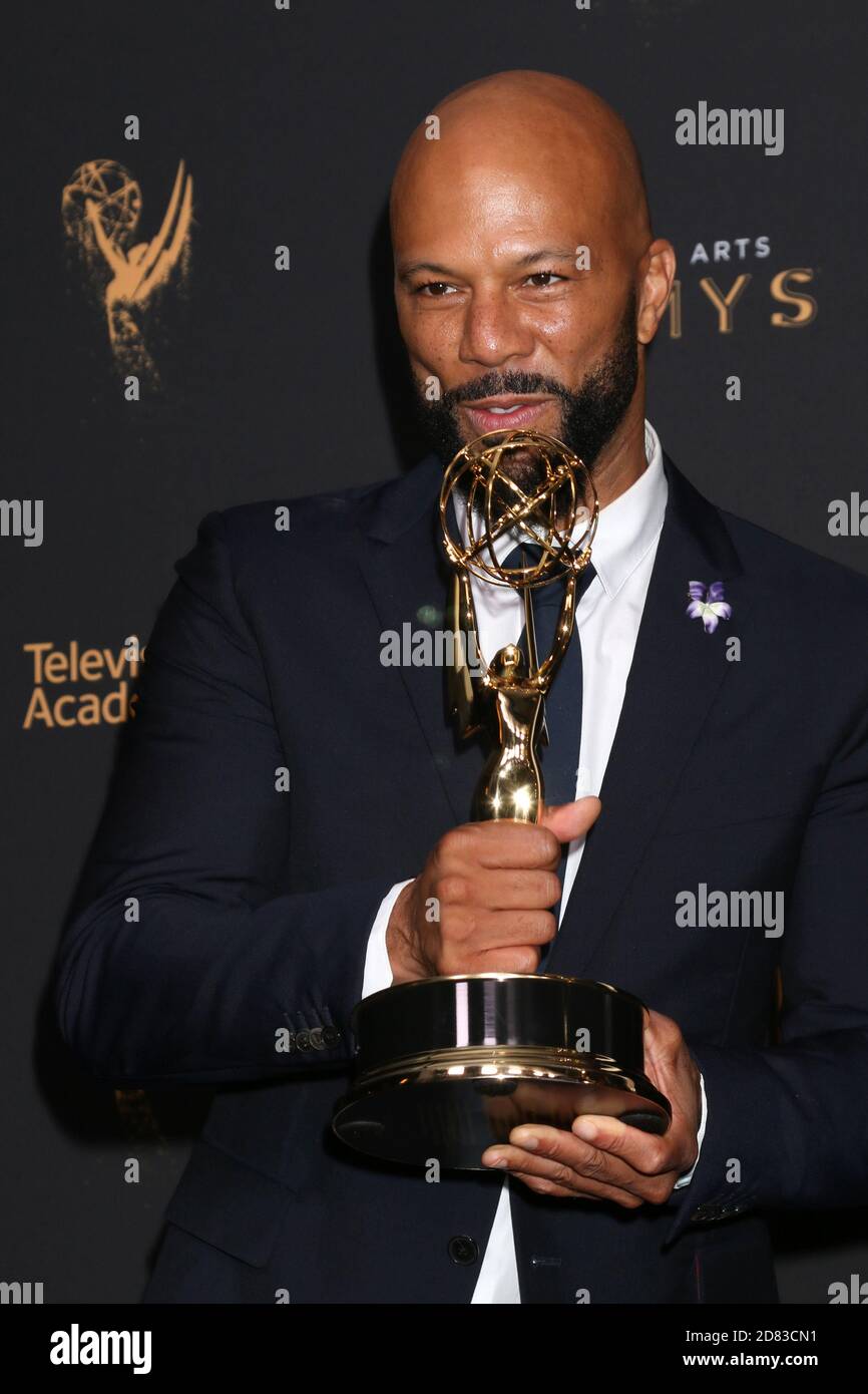 LOS ANGELES - SEP 9: Commune à la salle de presse des Prix Emmy créatifs 2017 au Microsoft Theatre le 9 septembre 2017 à Los Angeles, CA Banque D'Images