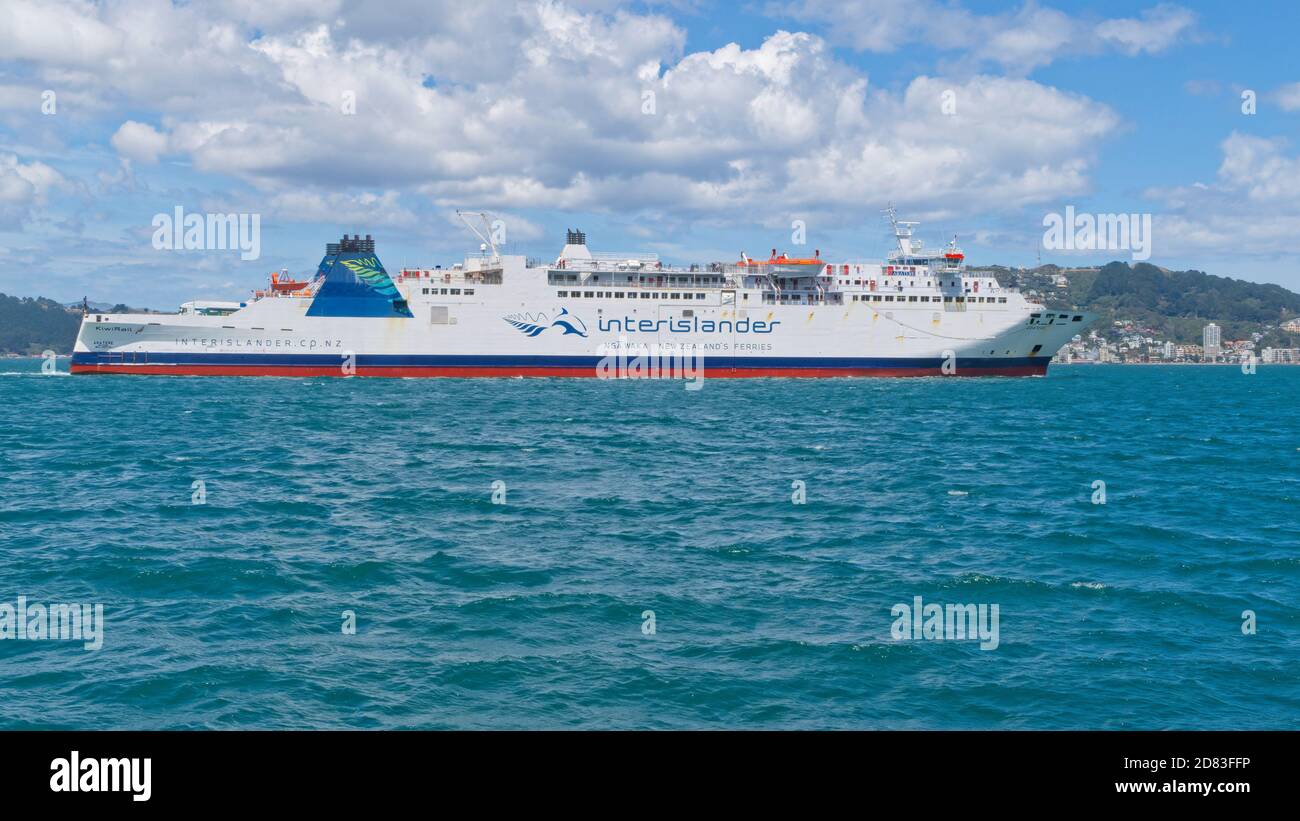Wellington, Nouvelle-Zélande - janvier 28 2015 : le ferry Interislander s'approche du port de Wellington en Nouvelle-Zélande Banque D'Images