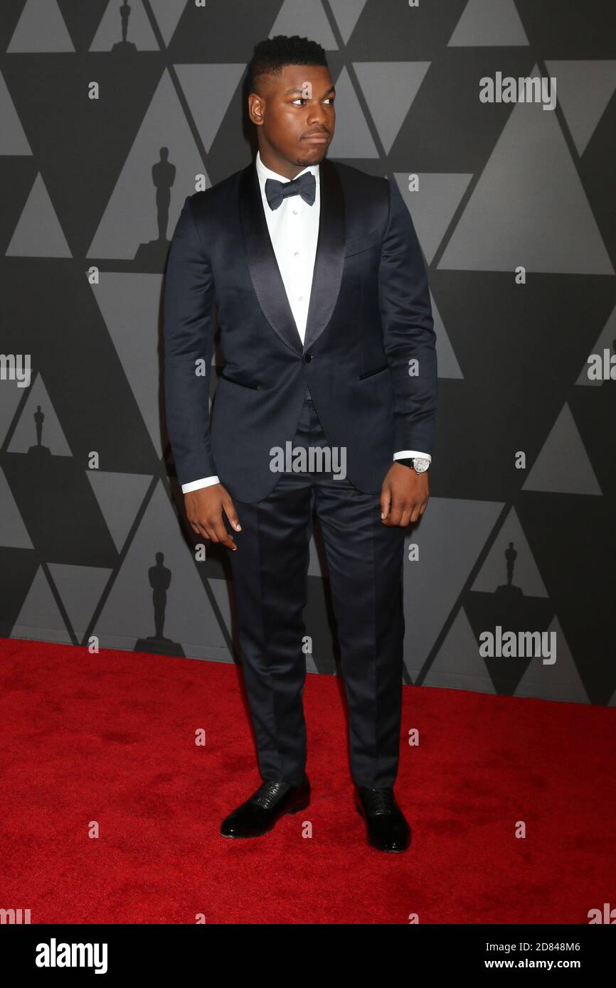 LOS ANGELES - 11 NOVEMBRE : John Boyega  au 9e Prix annuel des gouverneurs de l'AMPAS à la salle Dolby Ballroom le 11 novembre 2017 à Los Angeles, CA Banque D'Images