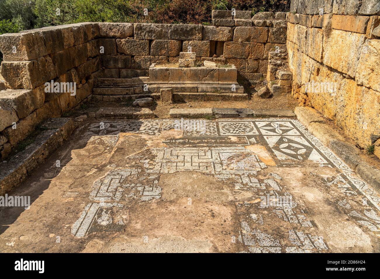 Mosaike im Asklepios Tempel der antiken Stadt Lisos BEI Sougia, Kreta, Griechenland, Europa | la mosaïque du temple d'Asclepius dans l'ancienne ville de Lissus Banque D'Images