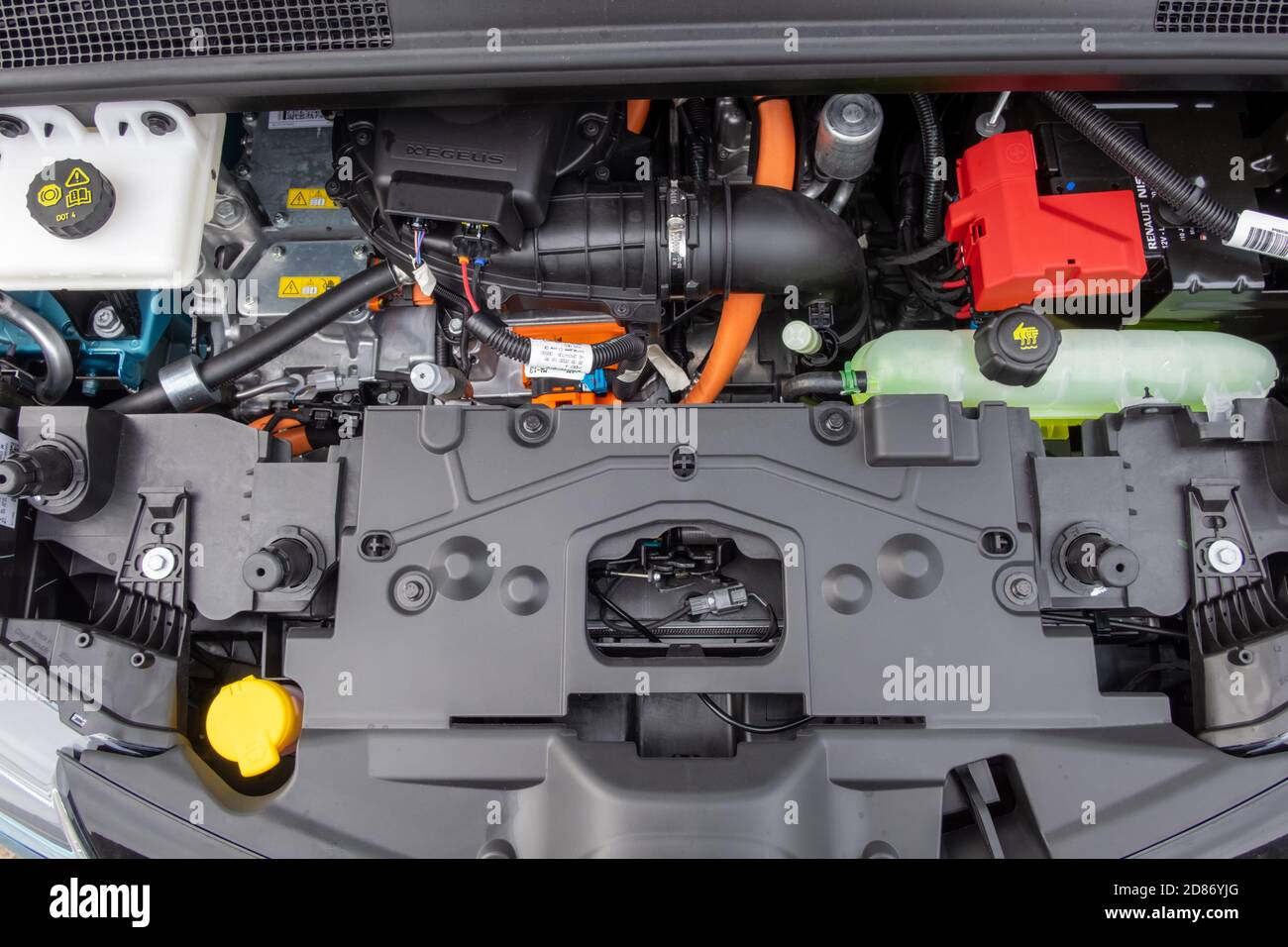 Compartiment moteur de 100% électrique Renault Zoe 2020 Photo Stock - Alamy