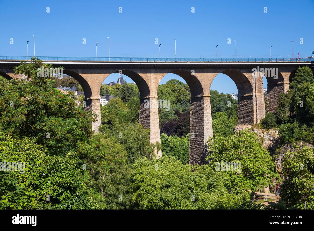 Luxembourg, ville de Luxembourg, parc Petrusse et Viaduc Banque D'Images