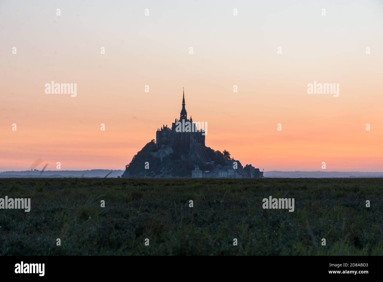 Abbaye mont saint michel Banque de photographies et d’images à haute ...