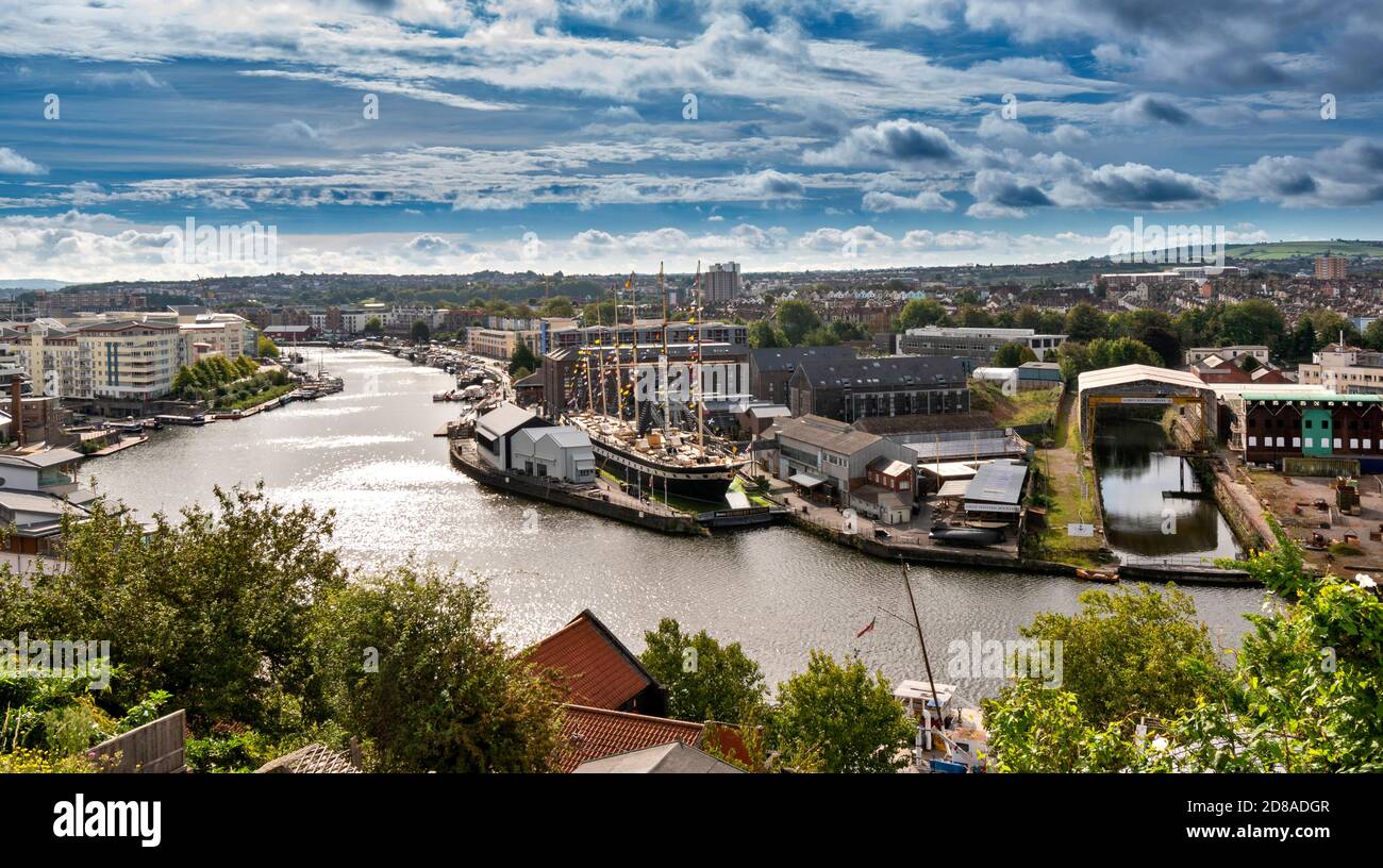 BRISTOL CITY ENGLAND HOTWELLS DOCK OU PORT AVEC SS SUPER GRANDE-BRETAGNE Banque D'Images