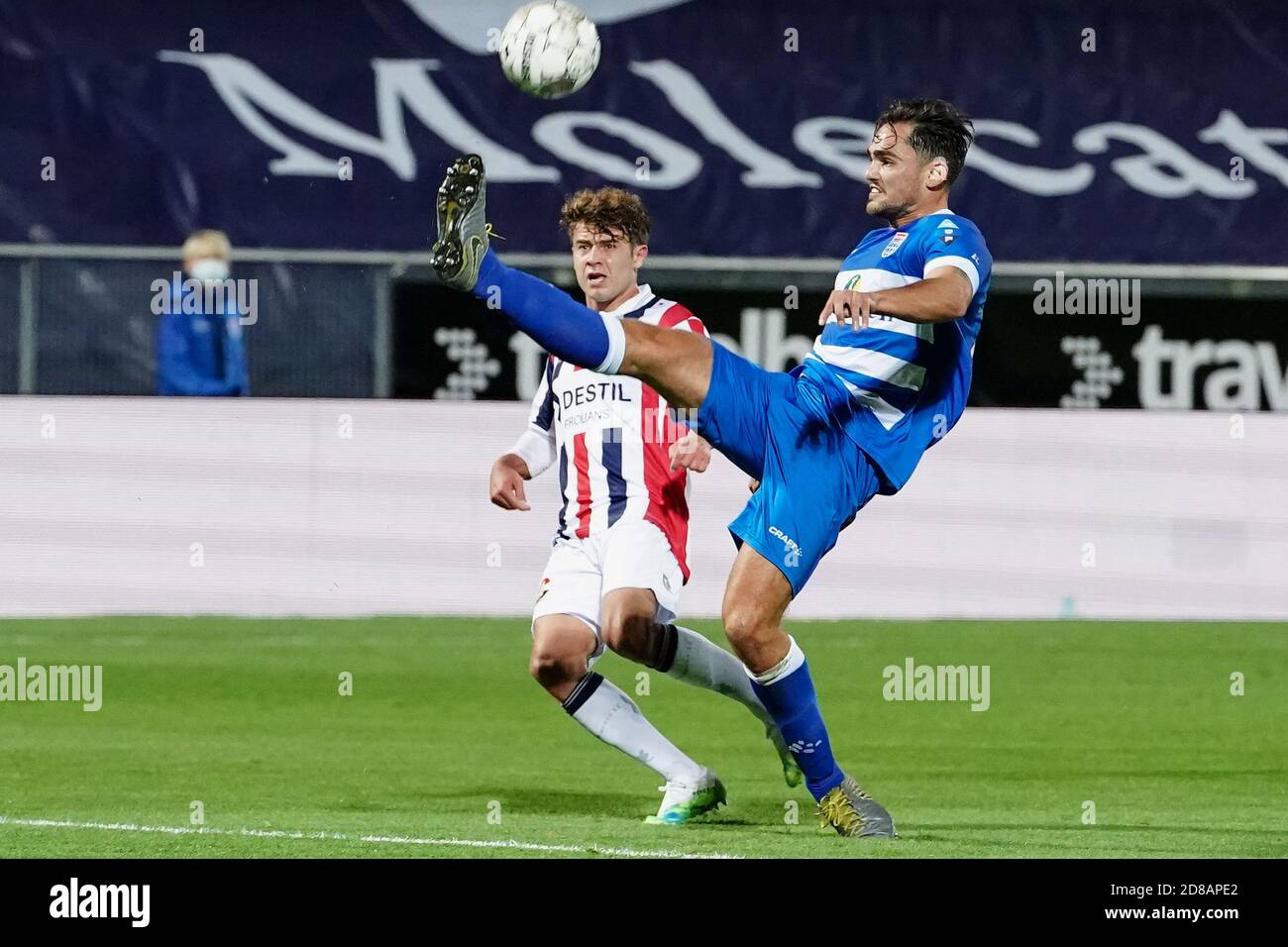 Mat Kohlert de Willem II, Sam Kersten de pec zwolle pendant le championnat néerlandais Eredivisie match de football entre PEC Zwolle et Willem II C. Banque D'Images