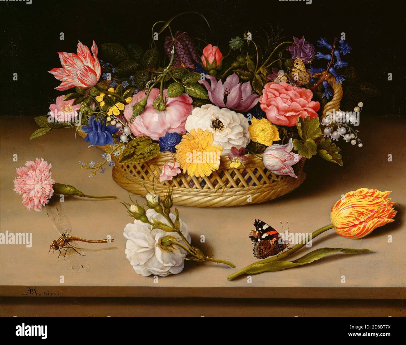 Flower Still Life - UNE carnation rose, une rose blanche, et une tulipe jaune avec des rayures rouges se trouvent devant un panier avec des fleurs, qui ne fleuriraient pas ensemble: des roses, des oublis-mes-nots, des lys-de-la-vallée, un cyclamen, une violette, une jacinthe, et des tulipes. Les insectes, de courte durée comme les fleurs, rappellent la brièveté de la vie et la transience de sa beauté. Ambrosius Bosschaert, 1614 Banque D'Images