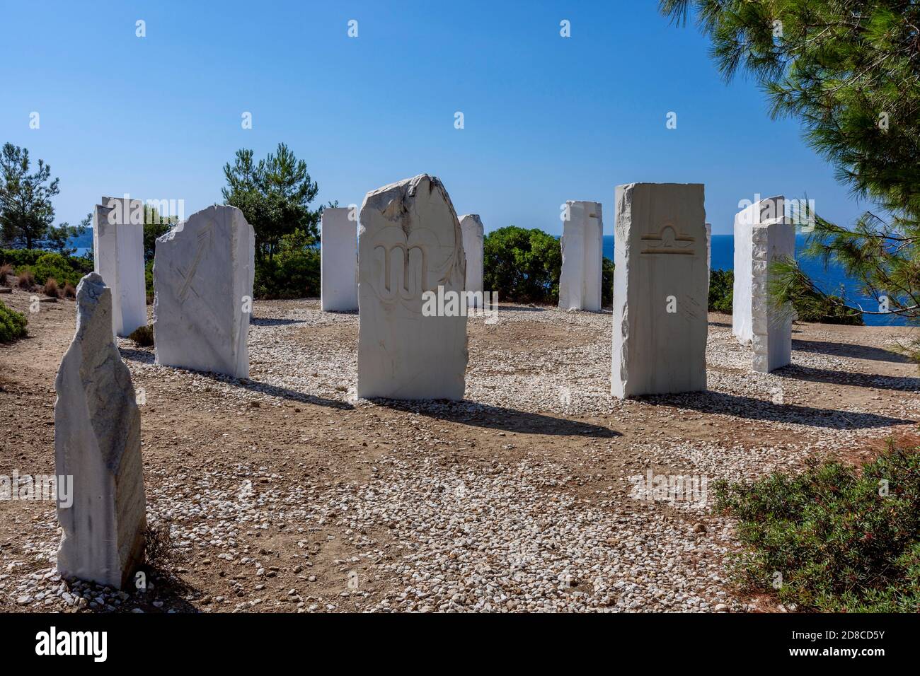 Plages de Grèce, la couronne de Limenaria sur la route de la plage de Metalia, paisible, lieu spirituel, Thassos, Grèce Banque D'Images