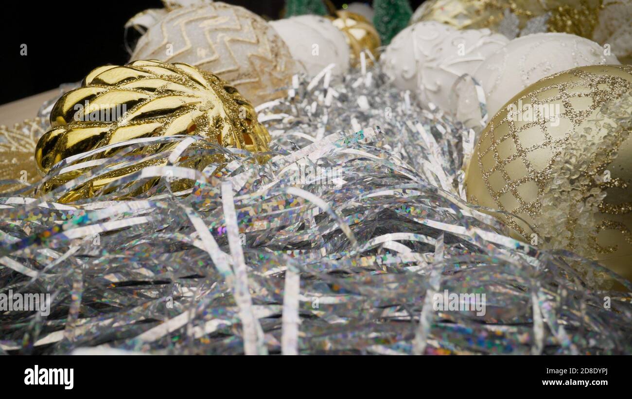 Jouets de Noël pris avec un objectif macro. Gros plan sur les jouets de Noël. Banque D'Images