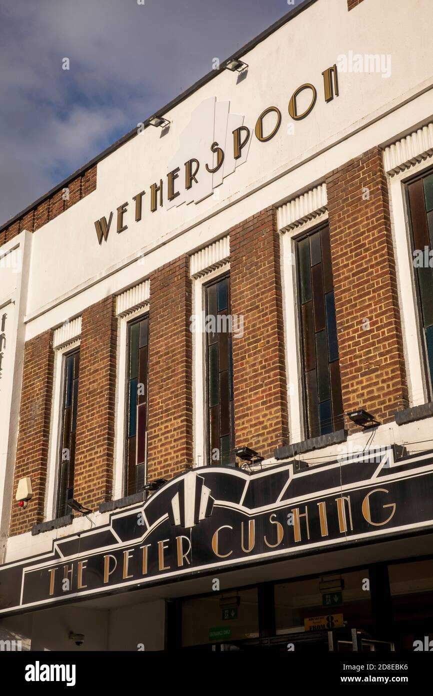 Royaume-Uni, Kent, Whitstable, Oxford Road, la maison publique Peter Cushing de Wetherspoon dans d’anciens cinèmes, extérieur Banque D'Images