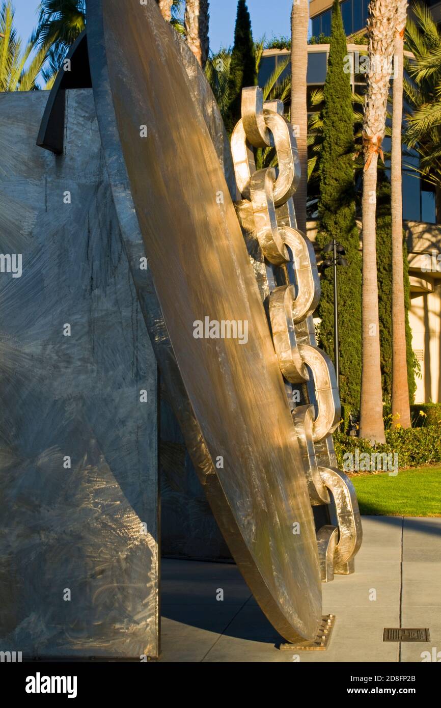 Sculpture de Melvin Edwards sur Martin Luther King Jr Promenade, San Diego, Californie, États-Unis Banque D'Images