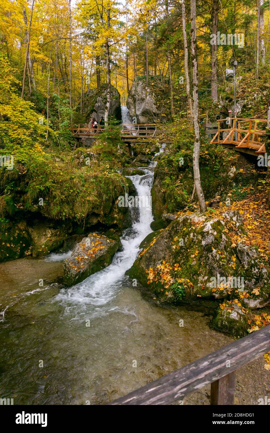 Cascades et pistes. Myra Falls en Basse-Autriche. Banque D'Images