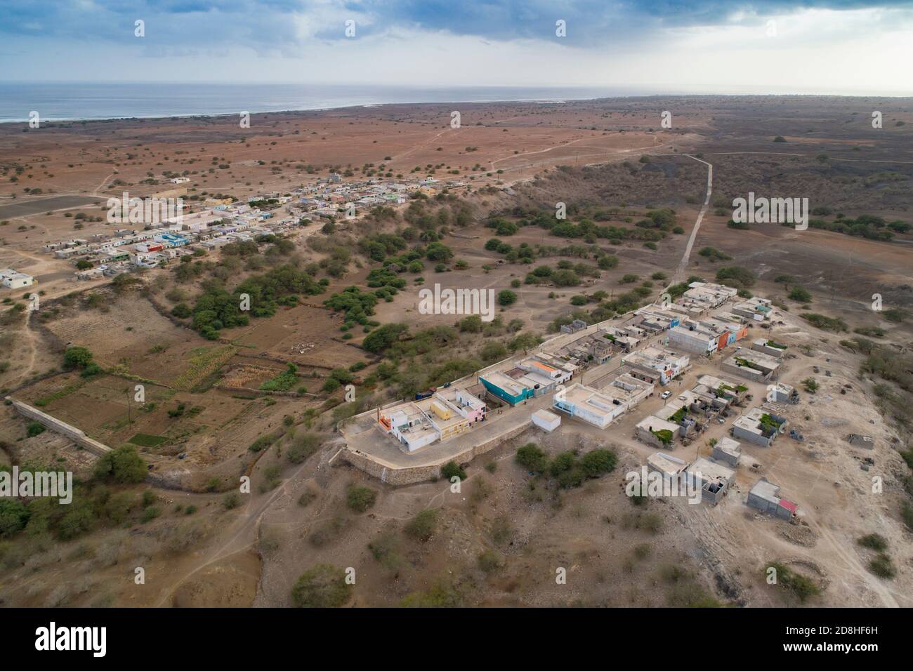 Le petit village isolé de Barreiro sur l'île de Maio, Cap-Vert, Afrique. Banque D'Images