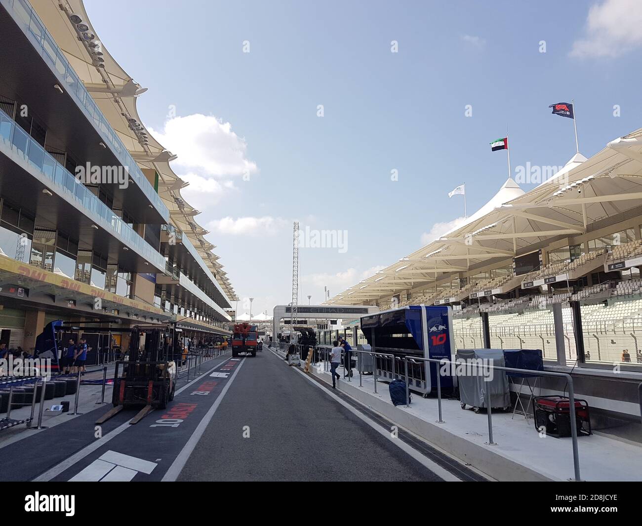 Padidock F1 vide prêt pour les courses du jour suivant Banque D'Images